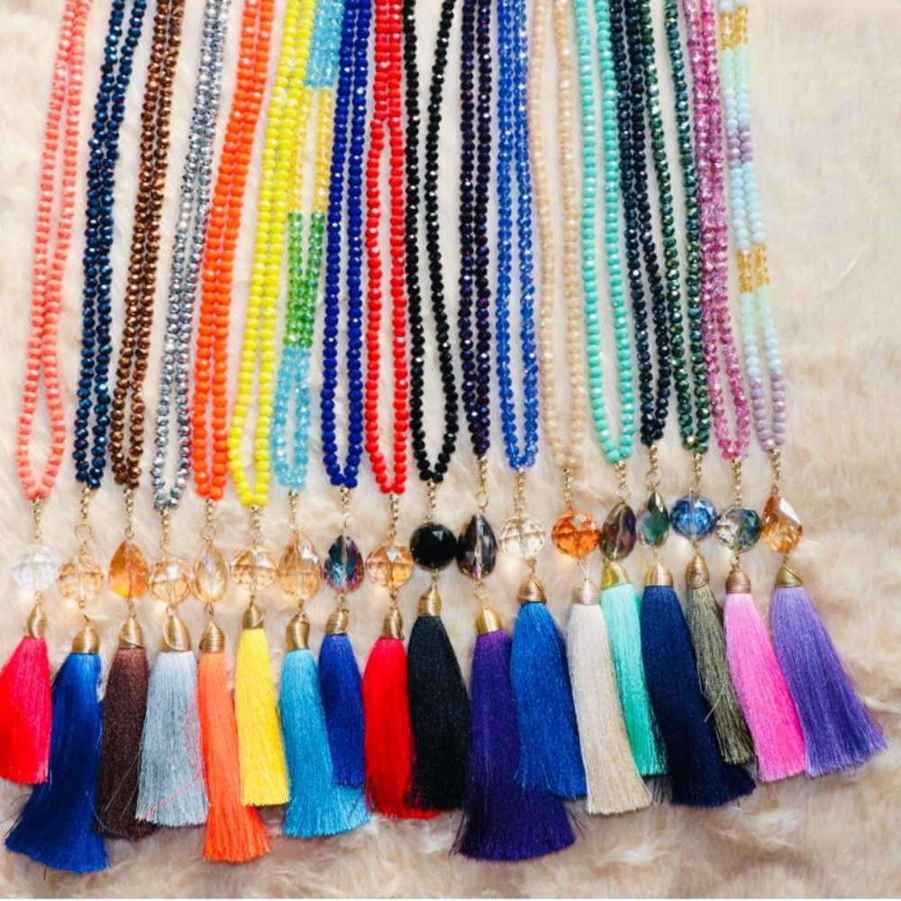 Tassel necklace white 100% handmade made in México